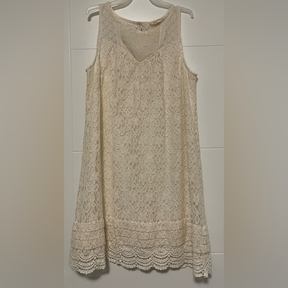 White Lace Dress - Picture 1 of 3